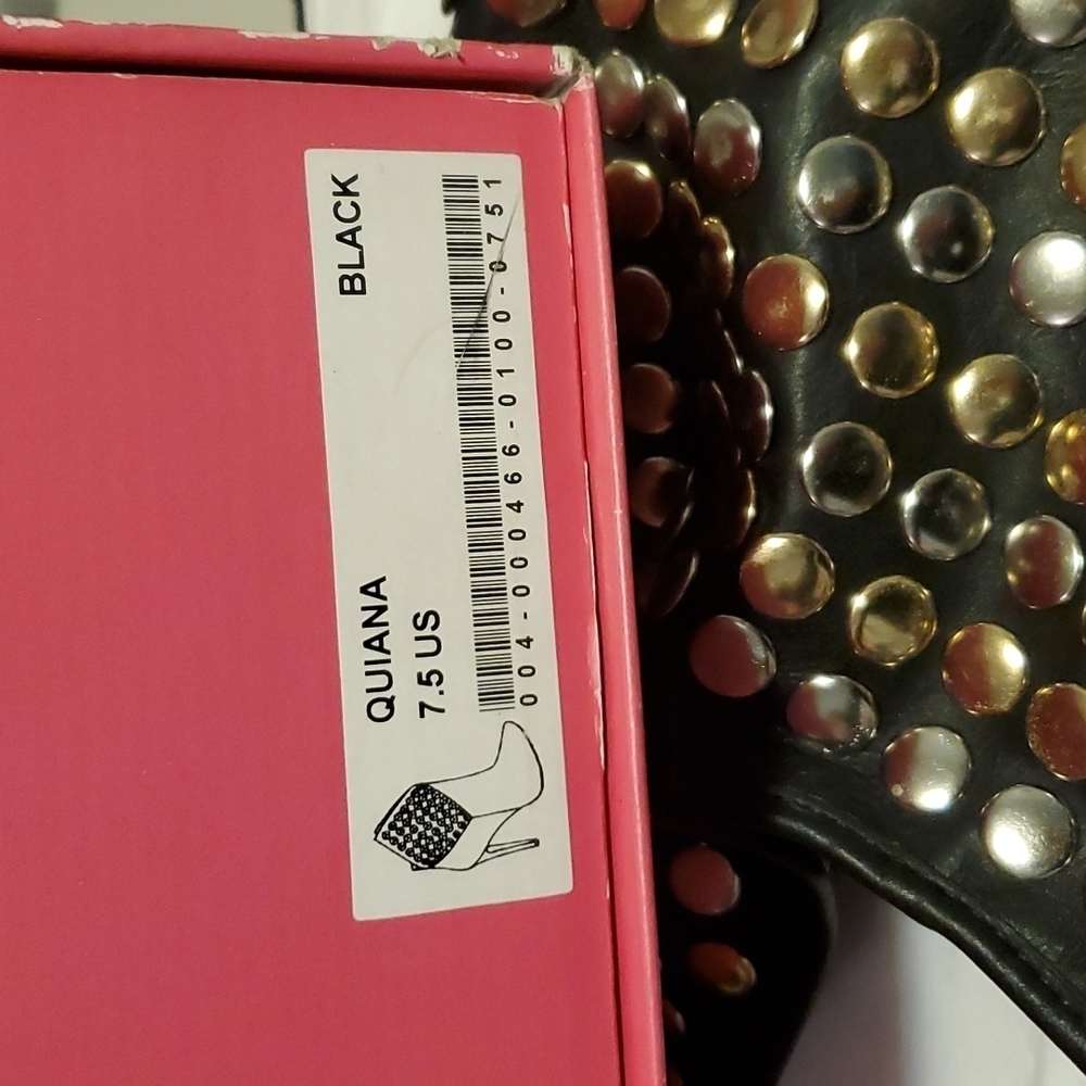 STUDDED SEXY SPIKE ANKLE BOOTS WITH HEELS SZ 8/M - Picture 4 of 10
